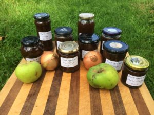 Chutney Making - Foraging and Preserving - Pippin & Gile